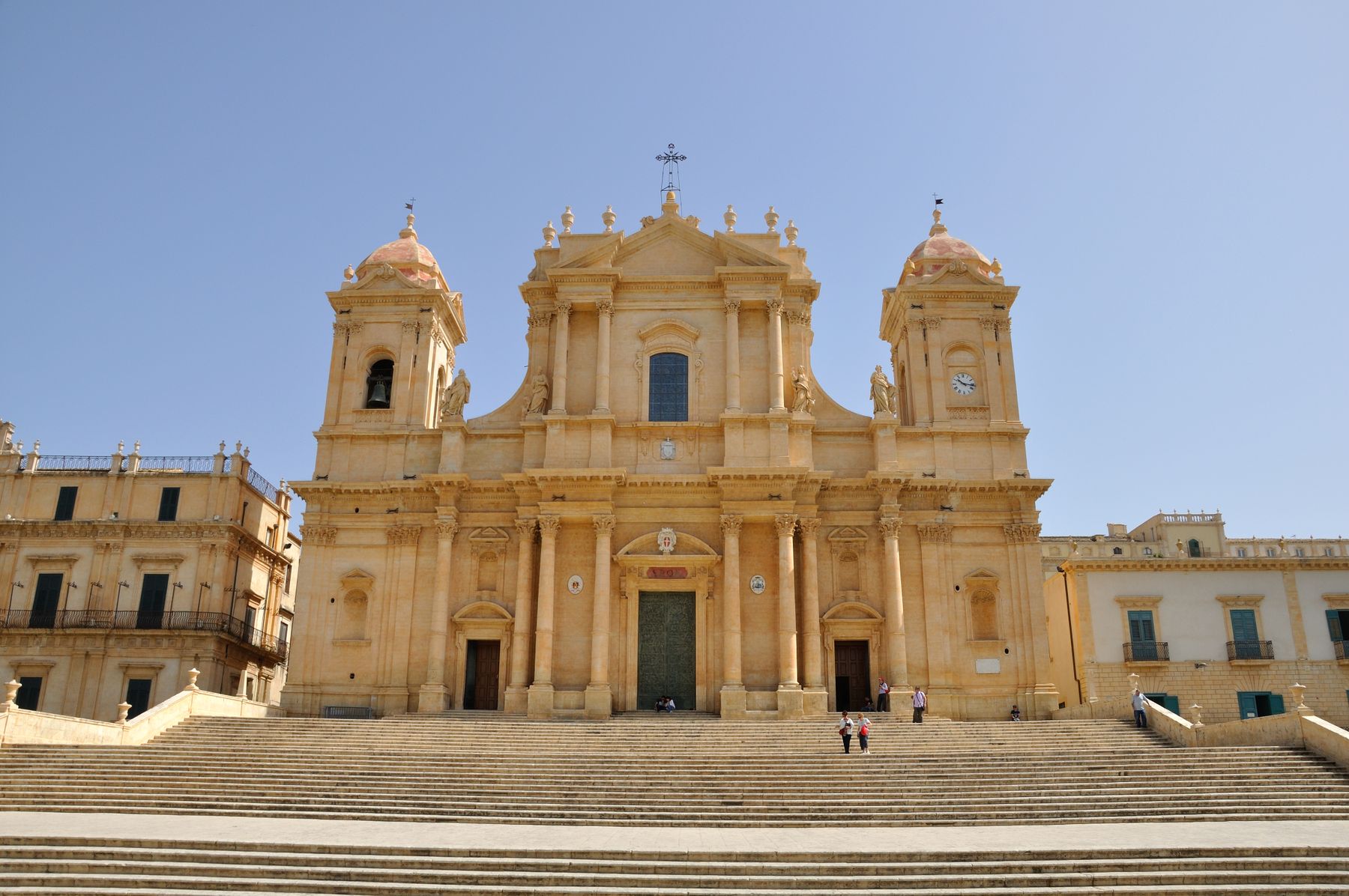 Front view of the Baroque façade of Noto Cathedral